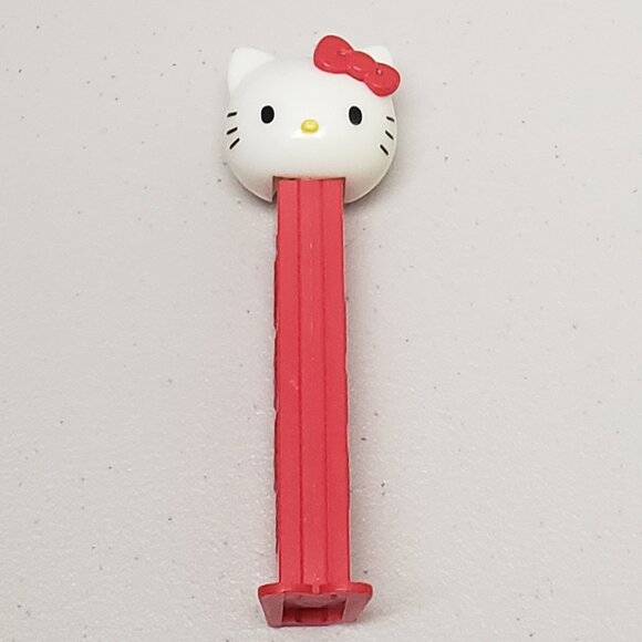 Hello Kitty Pez Dispenser - Picture 1 of 8